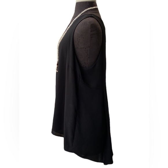 Vince Camuto Sleeveless Black Blouse Size Large in Beautiful Excellent Condition - Picture 2 of 16